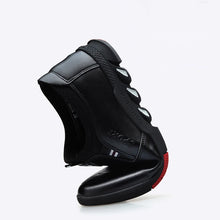 Load image into Gallery viewer, Men&#39;s Leather Casual Soft-Soled Non-Slip Breathable Sneakers Shoes