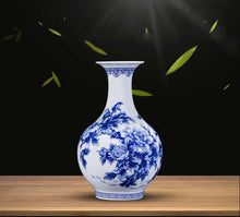 Load image into Gallery viewer, Elegant Blue and White Porcelain Vases