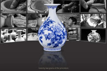 Load image into Gallery viewer, Elegant Blue and White Porcelain Vases