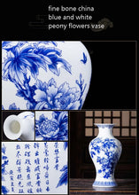 Load image into Gallery viewer, Elegant Blue and White Porcelain Vases