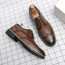 Load image into Gallery viewer, Mens Wingtip Leather Brogue Business Formal Oxford Shoes