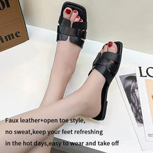 Load image into Gallery viewer, Women Flat Luxury Outdoor Beach Flip Flops