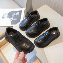 Load image into Gallery viewer, Boys Leather British Style Black Flat Shoe
