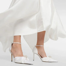 Load image into Gallery viewer, Women Pointed Heart Flower Thin High Heels Shoes