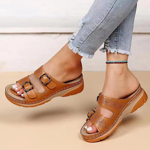 Women Fashion Thick Bottom Buckle Slippers