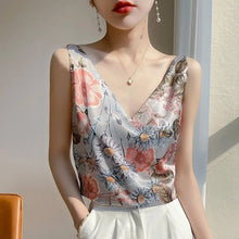 Load image into Gallery viewer, Niche Design Western-style Silk Camisole Women&#39;s V-neck Floral Print Tops