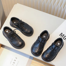 Load image into Gallery viewer, Boys Leather British Style Black Flat Shoe