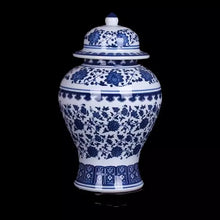 Load image into Gallery viewer, Blue And White Ceramic General Jar Artwork Storage Jar