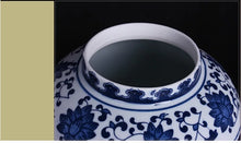 Load image into Gallery viewer, Blue And White Ceramic General Jar Artwork Storage Jar